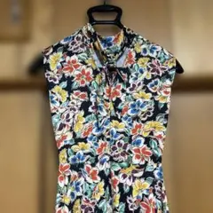 【ZARA】花柄ノースリーブひざ丈ワンピース