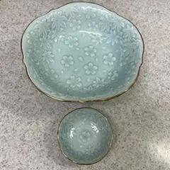 有田焼水色花柄陶器皿セット（大・小）