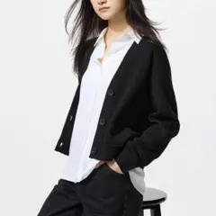 ユニクロ　スムースコットンVネックショートカーディガン