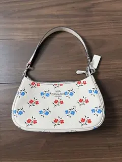 未使用COACH 花柄ショルダーバッグ