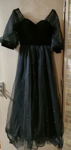 セール中【未使用】ロングドレス 黒 シフォンレーススリーブ5〜7号　演奏会