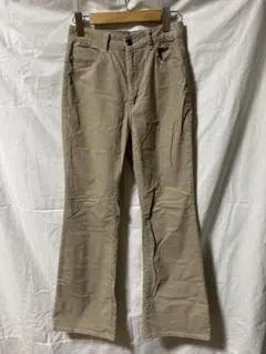 GU ベージュ フレアパンツ M