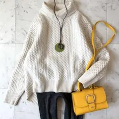 スピック＆スパン　ハミルトンラムズウール　ケーブル　タートルネックニット