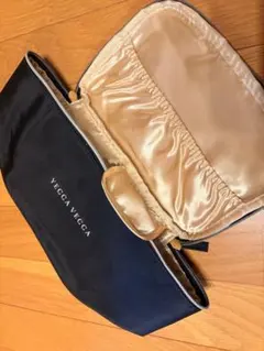 YECCA VECCA バニティポーチ
