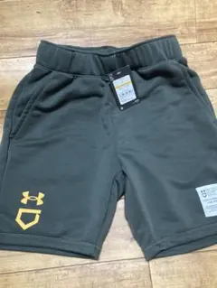 Under Armour カーキ　ショートパンツ S （165㎝）