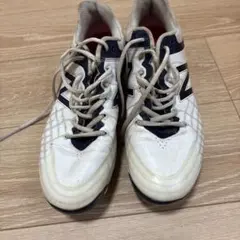 New Balance 4040 スパイク ホワイト/ネイビー
