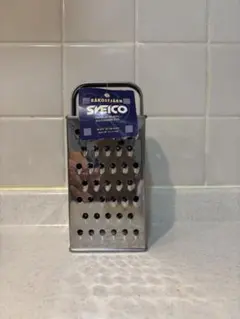 【未使用】SVEICO スウェーデン製 チーズグレーター 4面おろし器 タグ付きのサムネイル