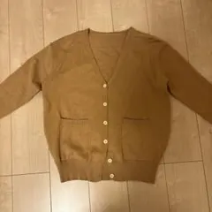 ベージュカーディガン　制服