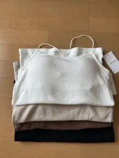 ☆新品未使用タグ付き　レプシィムカップ付きキャミソール　４枚セット☆