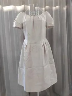 matrice ベージュ 半袖 ひざ丈ワンピースのサムネイル