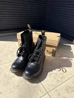 Dr. Martens ブラックブーツ 4 UK