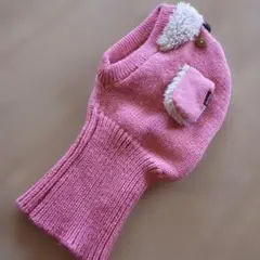 犬耳デザインのピンクニットマフラー