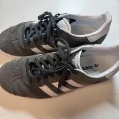 adidas GAZELLE グレー スエード スニーカー 23.5cm