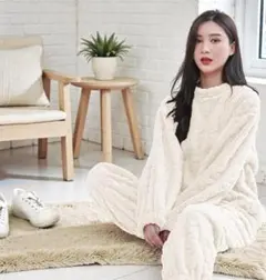 Item thumbnail for item d66c05ee-5316-4582-80d9-0bf0b80c6a39