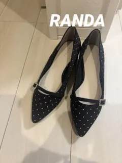 RANDA（ランダ）ビジューバックルポインテッドトゥパンプス　ドット