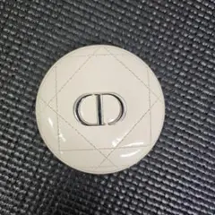 dior ルミナイザー 02