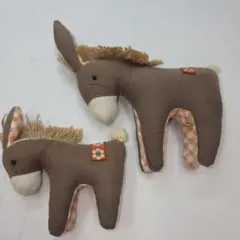 ②バミヤージュロバのぬいぐるみ 2体セット