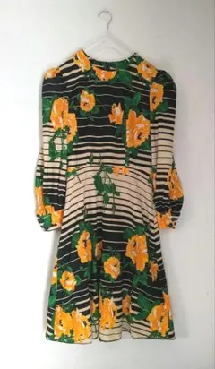 【美品】【used 中古品】紺ボタニカル花柄プリントレトロアンティークワンピース