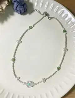 ハンドメイド　ビーズ　ネックレス　グリーン