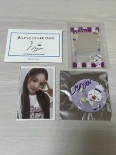 NiziU マヤ フォトスリーブ サンキューカード トレカ グリッター缶バッチ