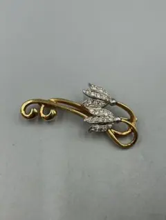 256ヴィンテージ　エレガントな葉のモチーフブローチ