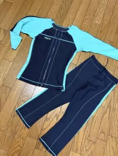 ミズノSpeedoセパレート水着のサムネイル