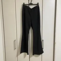 ブラックフレアパンツ ストレッチ素材