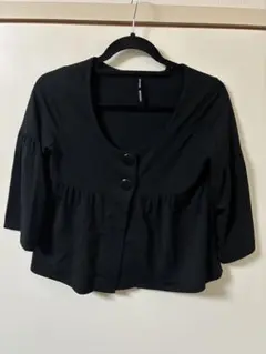 黒いボタン付きフレアトップス サイズ2