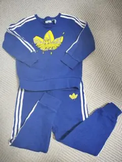 adidas　アディダス　100cm セットアップ　レモン　小さい引っかき穴有