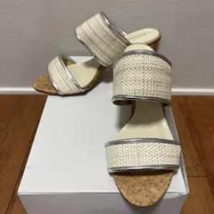 エスペランザ　ストラップサンダル ホワイト・シルバー