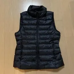 UNIQLO ブラック ダウンベスト