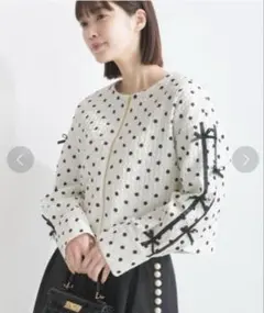 美品★PICCIN サッカードット袖リボンジャケット ブラック　ホワイト　春夏のサムネイル