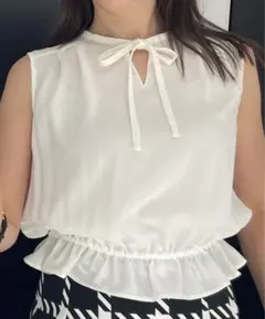 To b. by agnes b トゥービーバイアニエスベー ギャザー