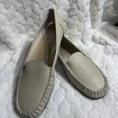 Item thumbnail for item c2871012-ad82-412e-9c88-5214765adde7