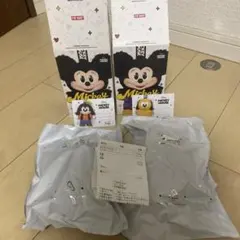 ポップマート ディズニーファミリー プルート＆グーフィー ぬいぐるみキーチェーン