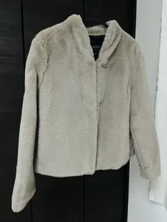 BANANA REPUBLIC グレー　ファーコート Lサイズ