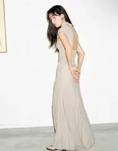 フレイアイディ　ノースリーブ ベージュ ニットワンピース