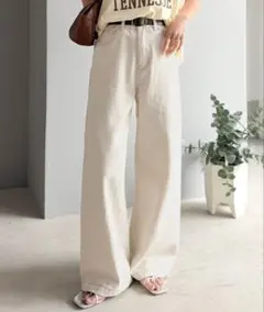 ハイウエスト ワイドデニムパンツ アイボリーのサムネイル