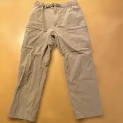 UNIQLO カーゴパンツ Sサイズ ベージュ S パラシュートパンツ