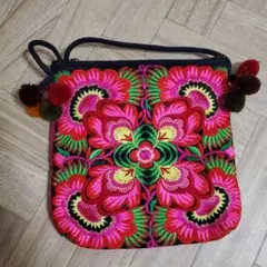 カラフル刺繍ショルダーバッグ