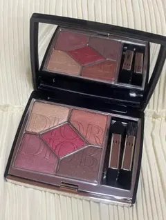 Item thumbnail for item c07cee5e-858f-410c-bf14-5cf1df78cc0d