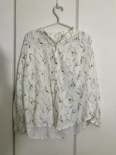 花柄長袖シャツ Mサイズ レーヨン100%