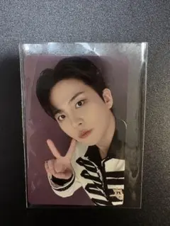 ATEEZ ジョンホ　8000円特典