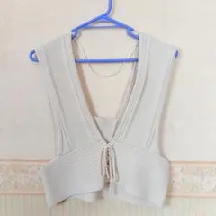 GU ニットビスチェ、リボン