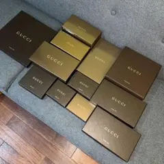GUCCI ギフトボックス 空箱 まとめ売りのサムネイル