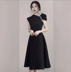 【新品未使用】パーティドレス 結婚式 お呼ばれドレス キレイめ 黒ワンピース