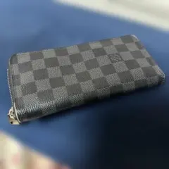 極美品】ルイヴィトン ダミエグラフィット ヴェルティカル G5 - メルカリ