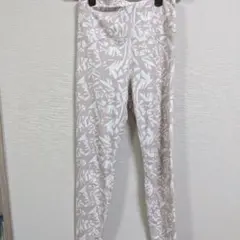 ヨガパンツ M 薄いピンクと白のパターン