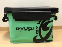 Item thumbnail for item 61522215-a942-4674-8050-23098ec47c2e