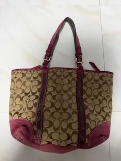 COACH シグネチャー ハンドバッグ ピンク